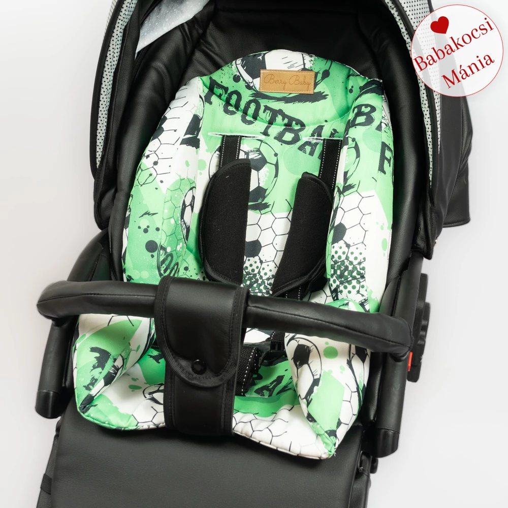 Babakocsi szűkítőbetét - Berry Baby Zizi - Football zöld focilabdás